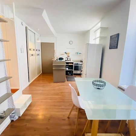 Studio De Charme Apartment Laon Luaran gambar