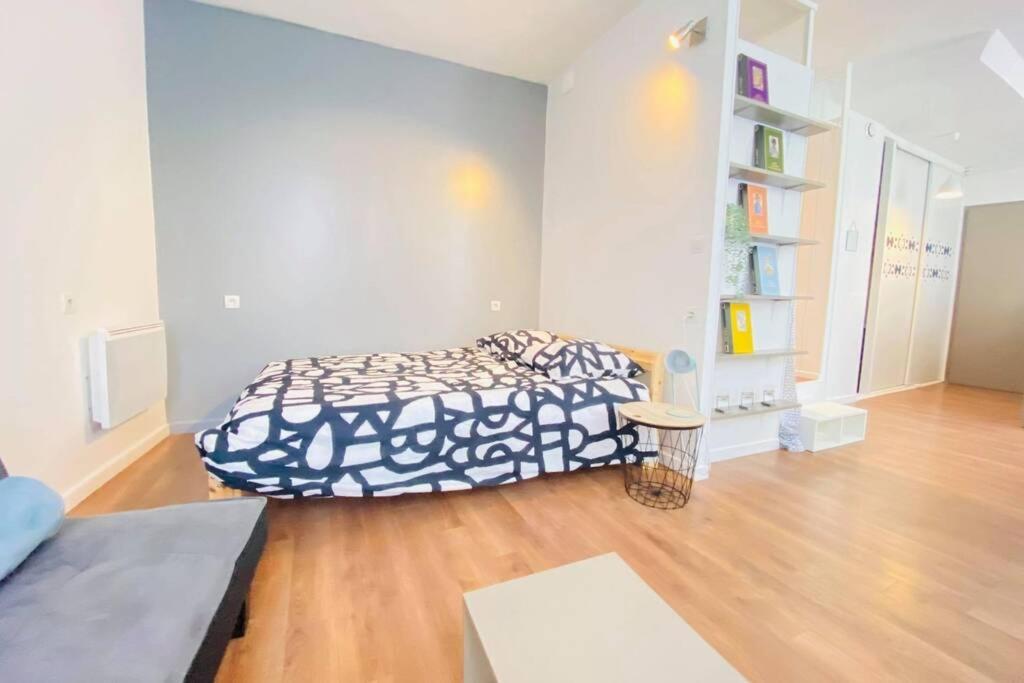 Studio De Charme Apartment Laon Luaran gambar