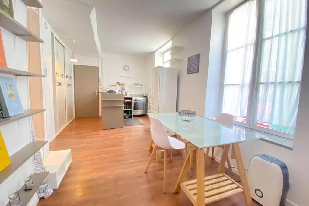 Studio De Charme Apartment Laon Luaran gambar