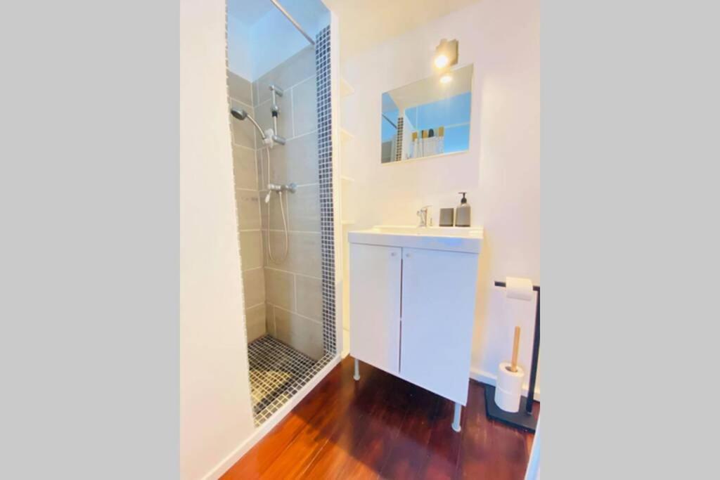 Studio De Charme Apartment Laon Luaran gambar