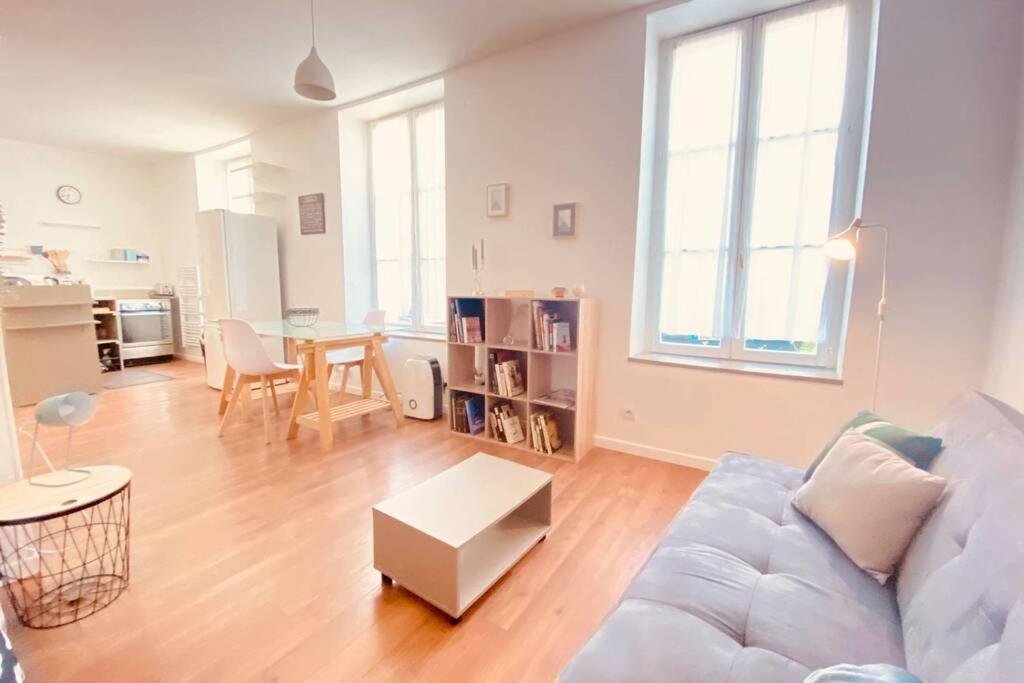 Studio De Charme Apartment Laon Luaran gambar